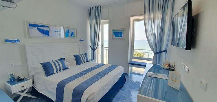 Hotel ARH***soggiorno mare Lazio ,situato a Sperlonga e vicino a Gaeta